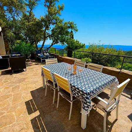 Mazet Provencal, Vue - 6 Pers.