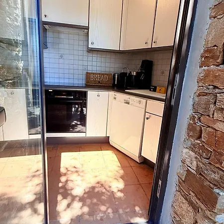 Mazet Provencal, Vue - 6 Pers. *